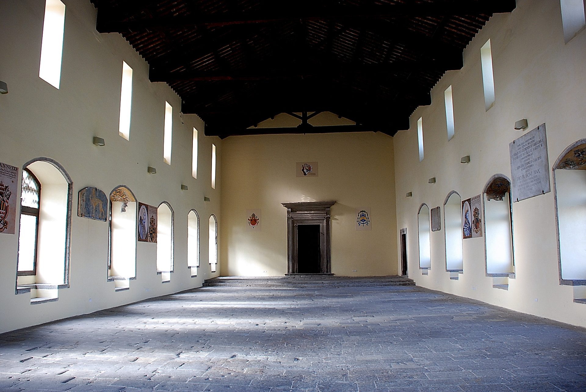 Inner conclave room.JPG